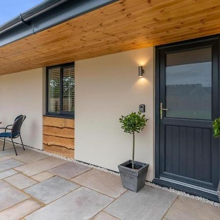 Rose Barn - Luxury Barn Accommodation In The Cotswolds Gretton  외부 사진