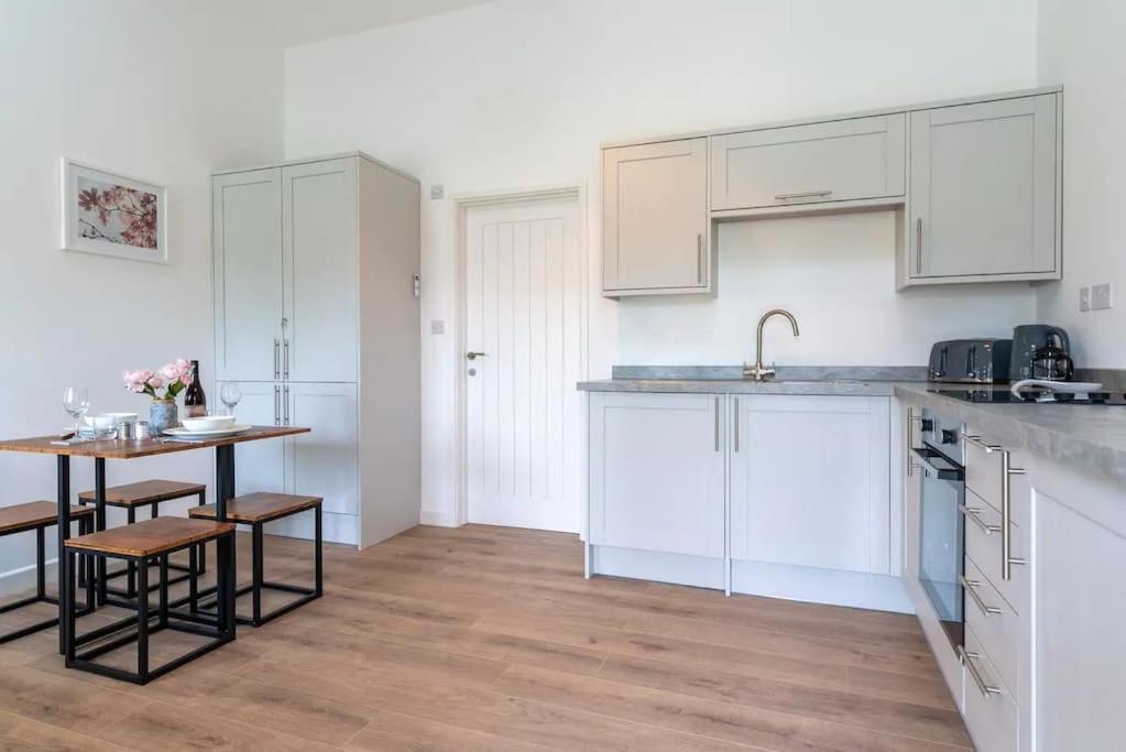 Rose Barn - Luxury Barn Accommodation In The Cotswolds Gretton  외부 사진